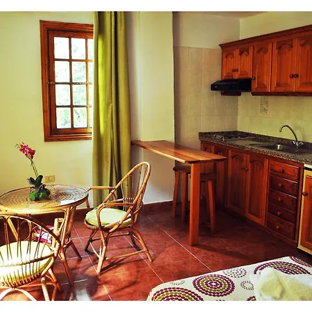 Nelly Apartment